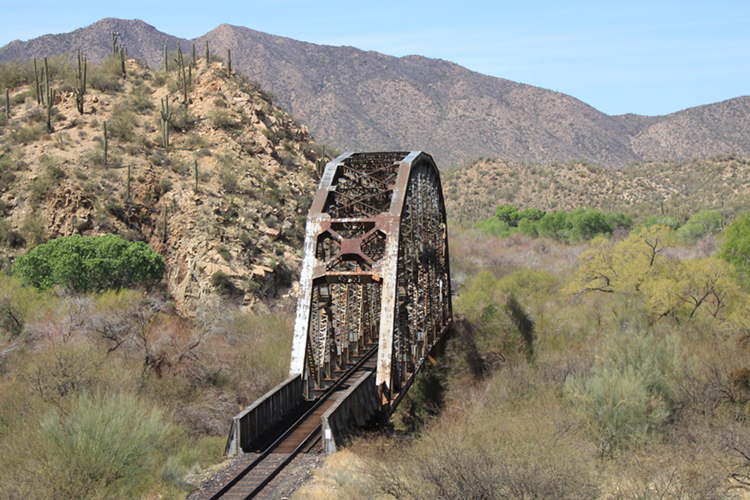 Kruzinusa - Over the river and through the woods in a fine hot rod